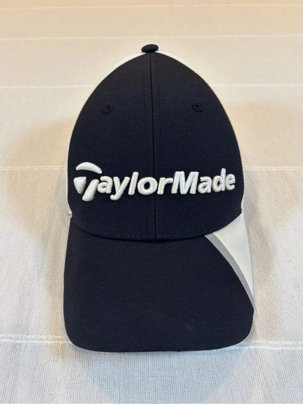 TaylorMade SLDR Tour Preferred Golf Hat – Black & White Adjustable Cap